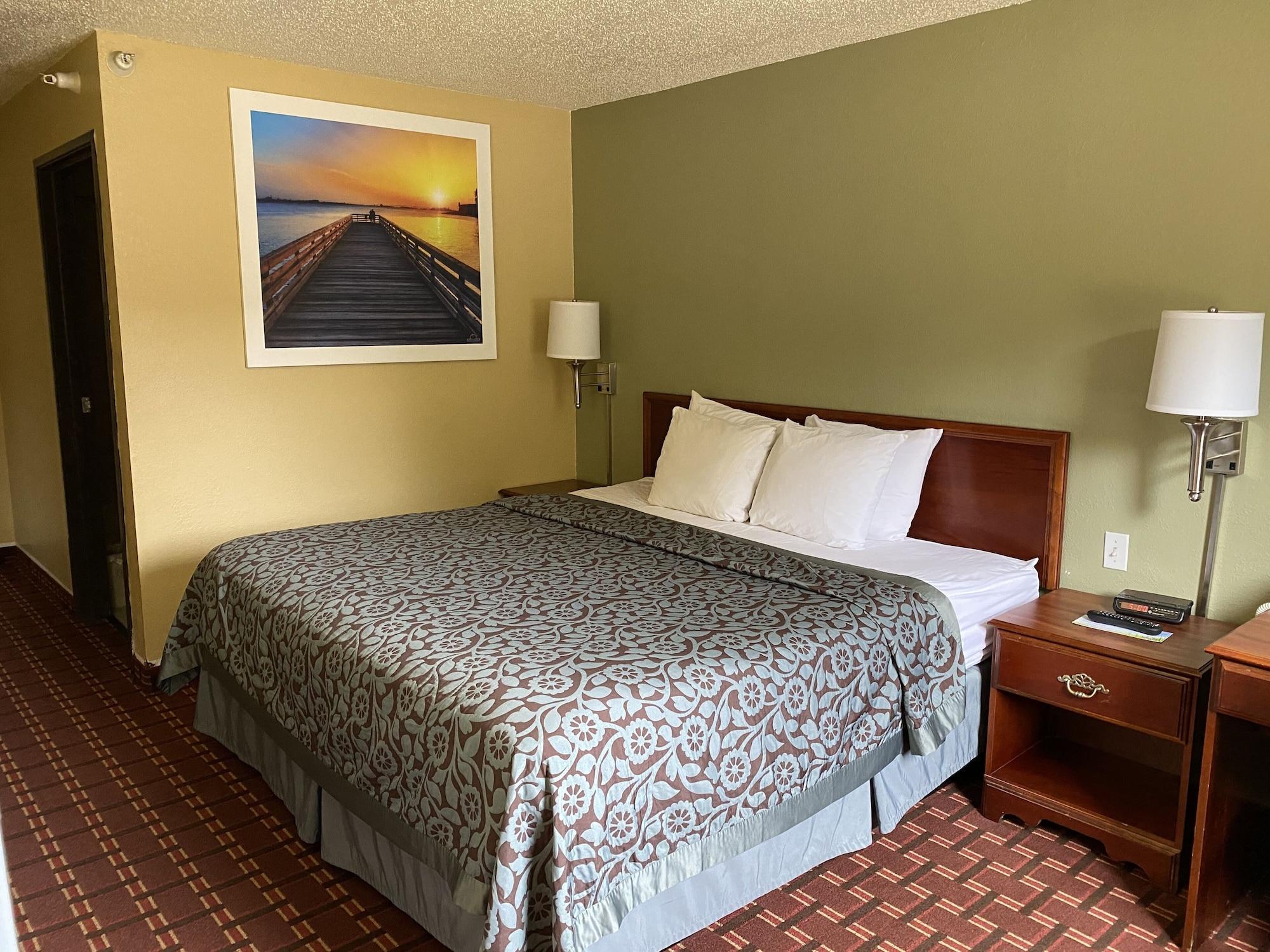 Days Inn By Wyndham Morton Exterior photo